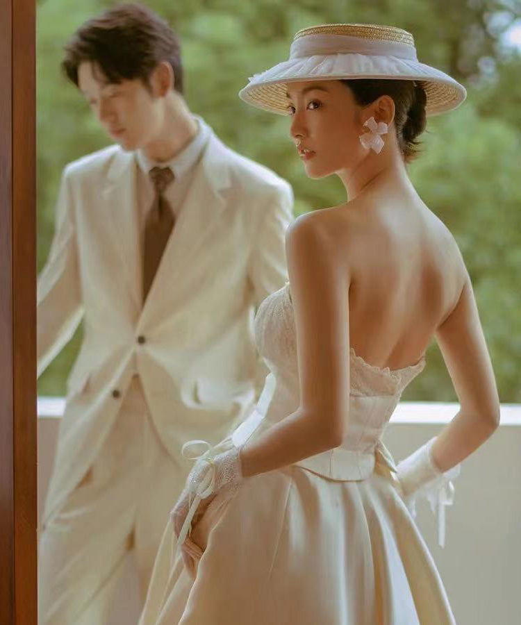 Fashion Beige Wrinkled Tulle Straw Woven Cloche Hat
