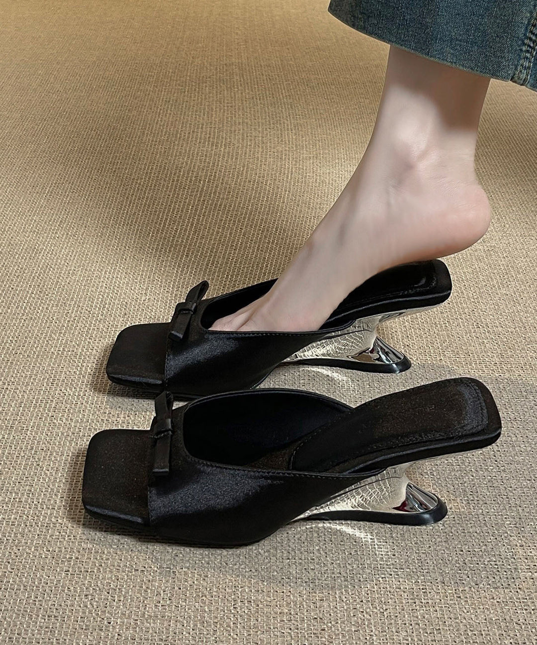 Fashion Black Bow Splicing Satin Wedge Slide Sandals