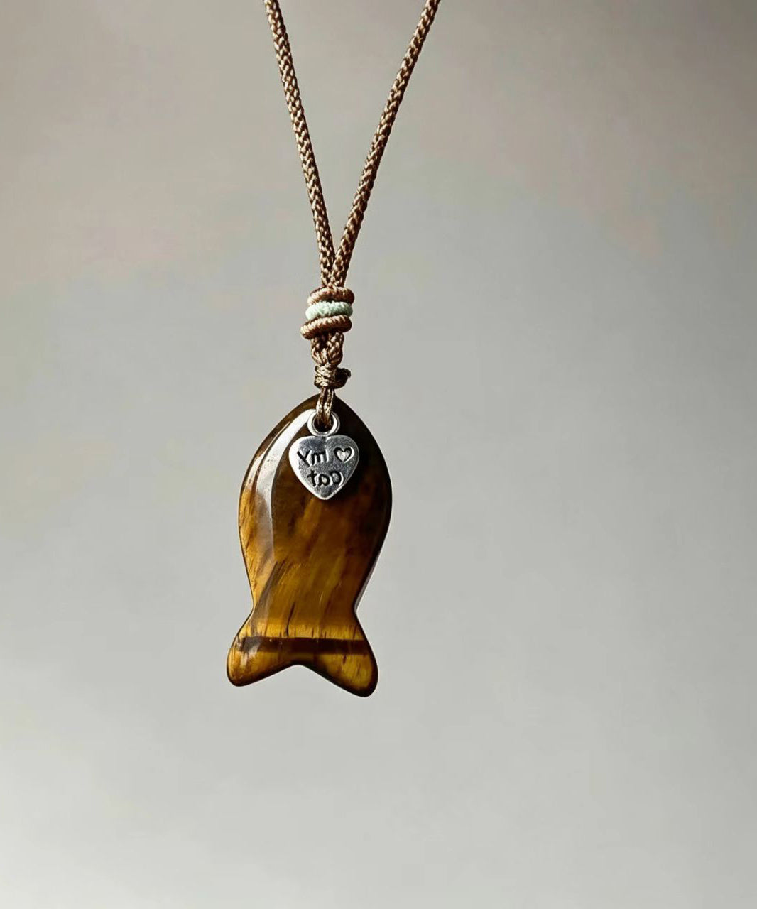 Fashion Brown Tiger Eye Little Fish Pendant Necklace