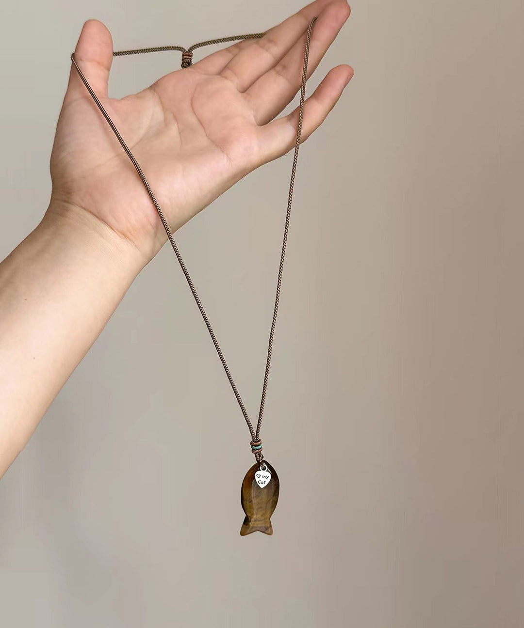 Fashion Brown Tiger Eye Little Fish Pendant Necklace