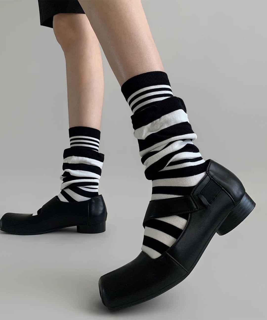 Fashion Color Blocked Striped Fake Two-Piece Mid Calf Socks