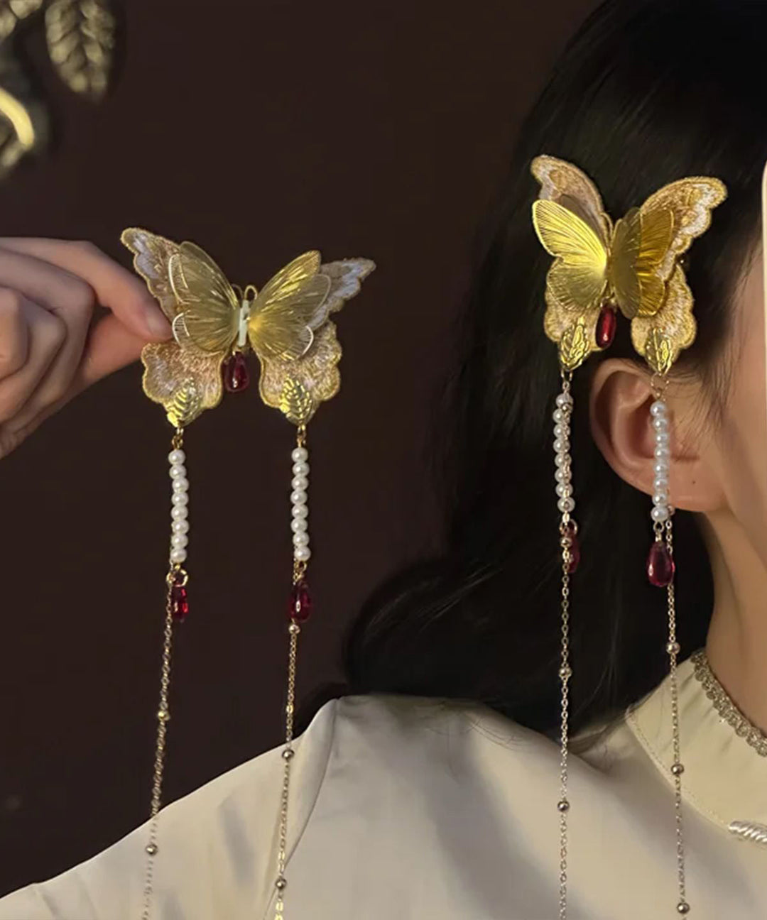 Fashion Gold Alloy Butterfly Embroidery Tassel A Pair Hairpin