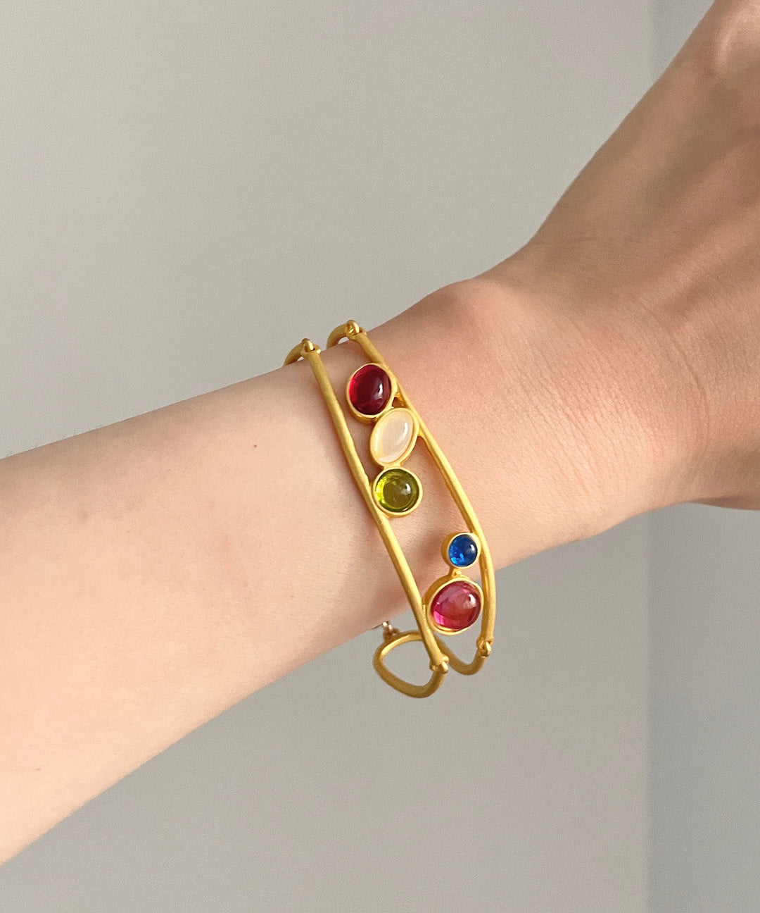 Fashion Gold Copper Alloy Hollow Out Diamond Bracelet