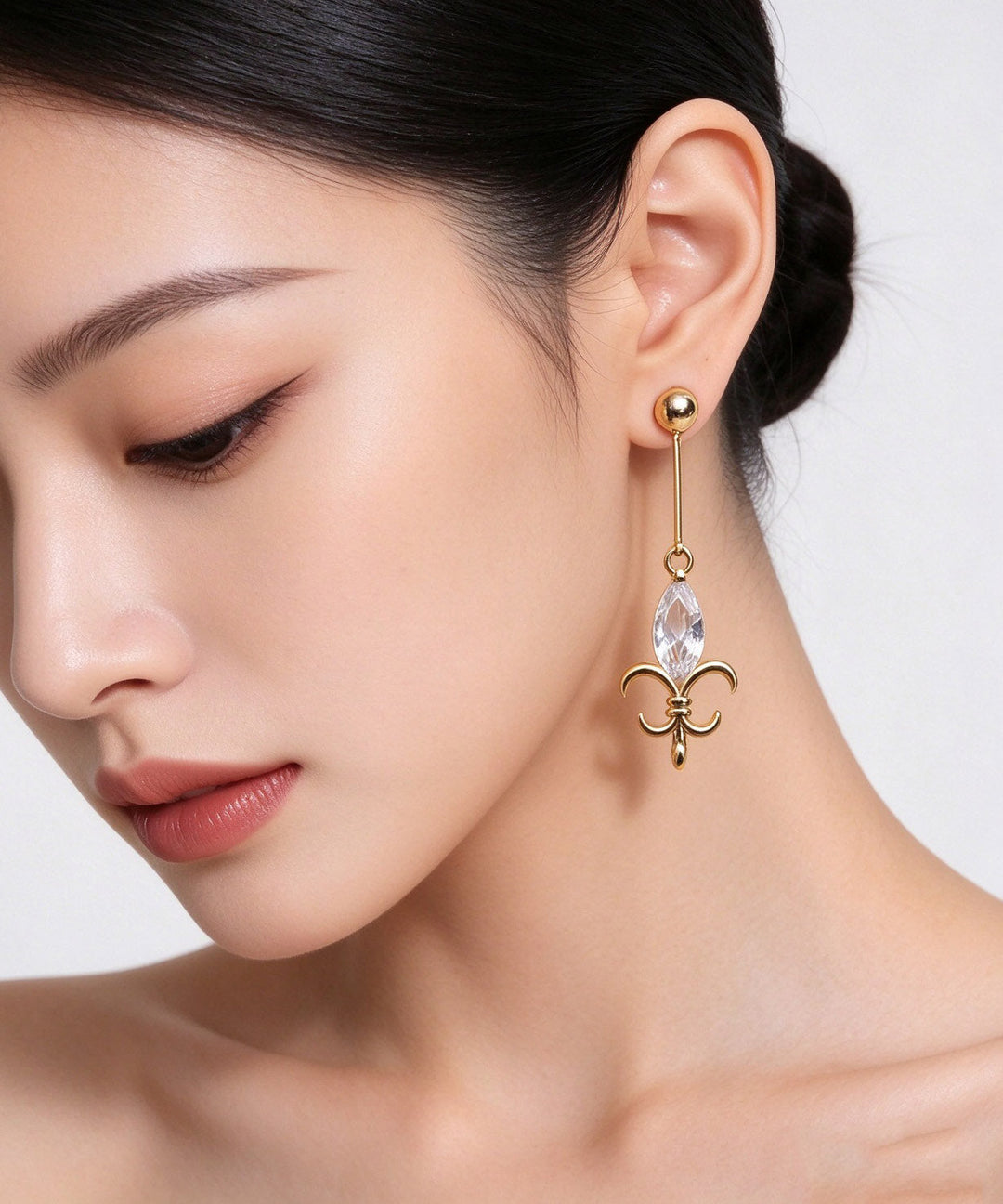 Fashion Gold Crystal Hollow Out Drop Earrings
