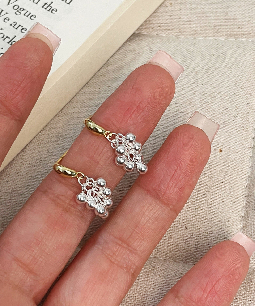 Fashion Gold Silver Grapes Streaming Earrings