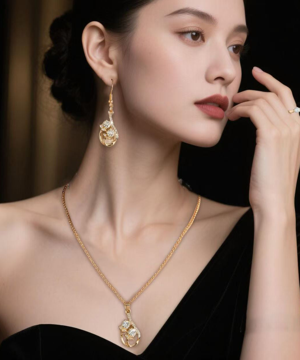 Fashion Gold Zircon Drop Earrings ,Rings And Pendant Necklace Three-Piece Set