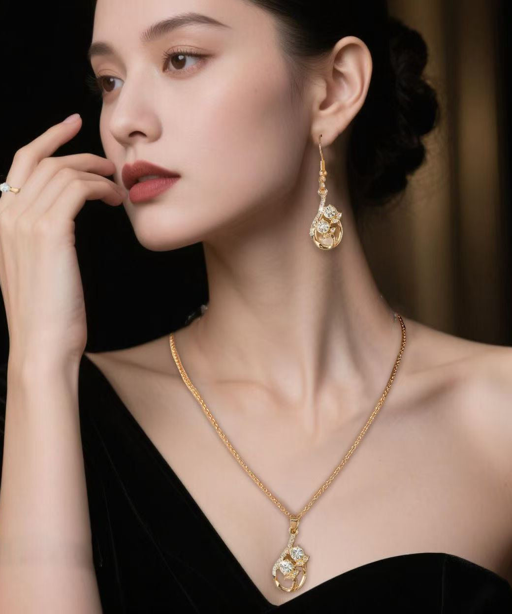 Fashion Gold Zircon Drop Earrings ,Rings And Pendant Necklace Three-Piece Set