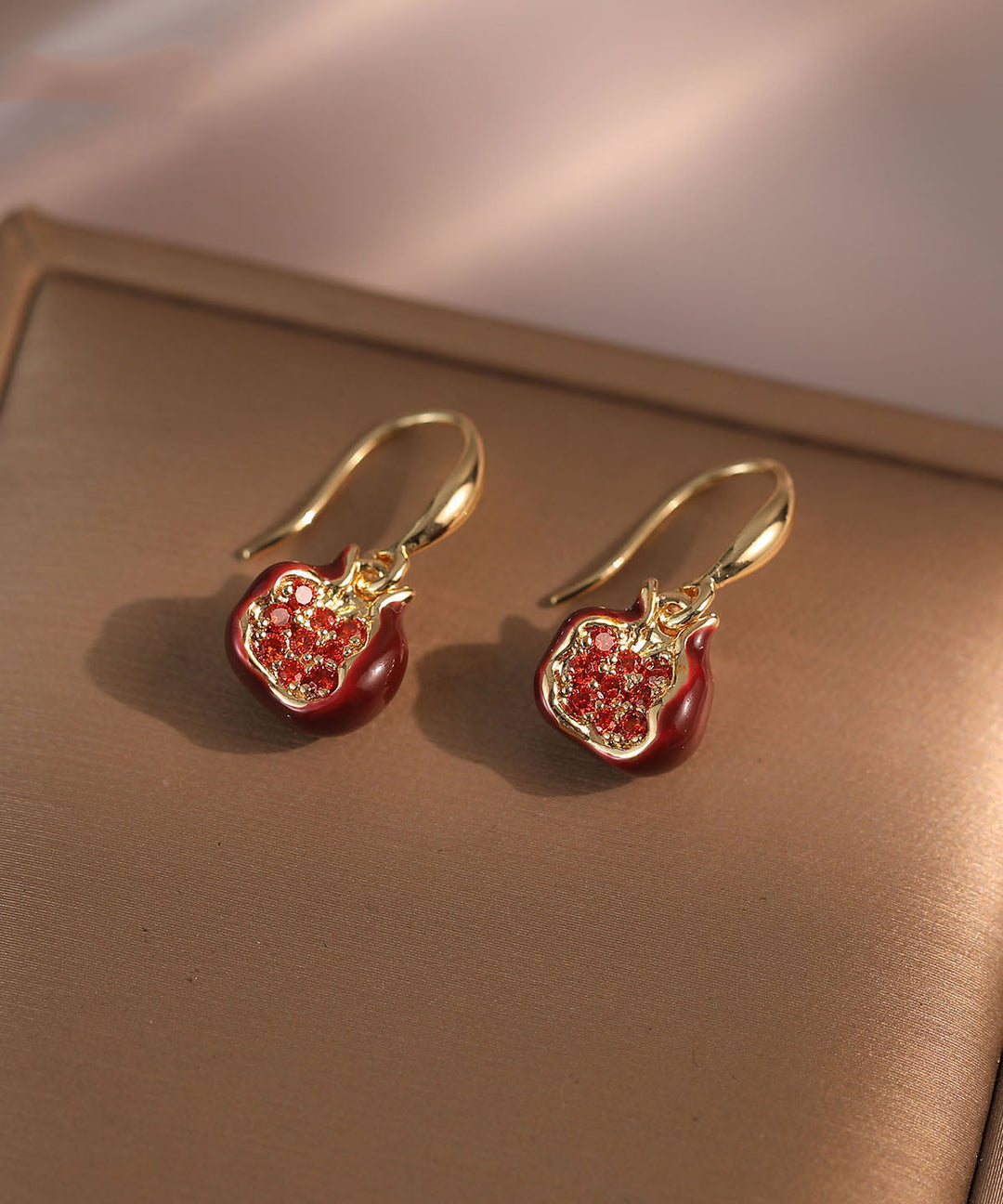 Fashion Mulberry Copper Alloy Zircon Drip Glaze Pomegranate Hoop Earrings