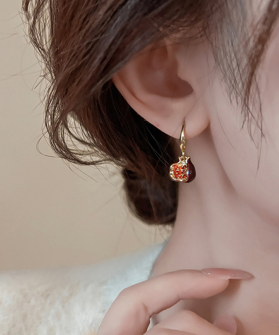 Fashion Mulberry Copper Alloy Zircon Drip Glaze Pomegranate Hoop Earrings