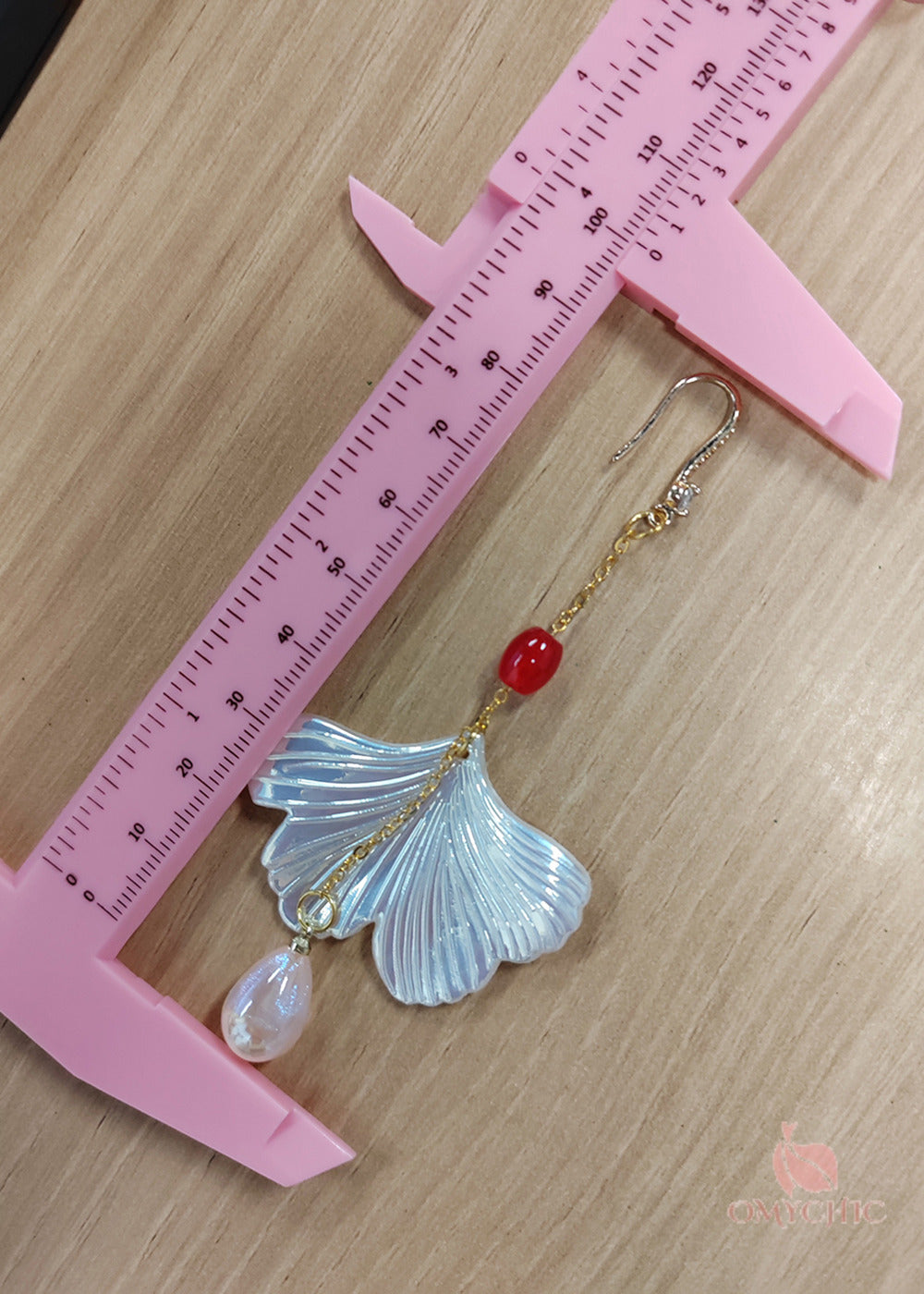 Fashion Shell Water Droplet Acrylic Drop Earrings