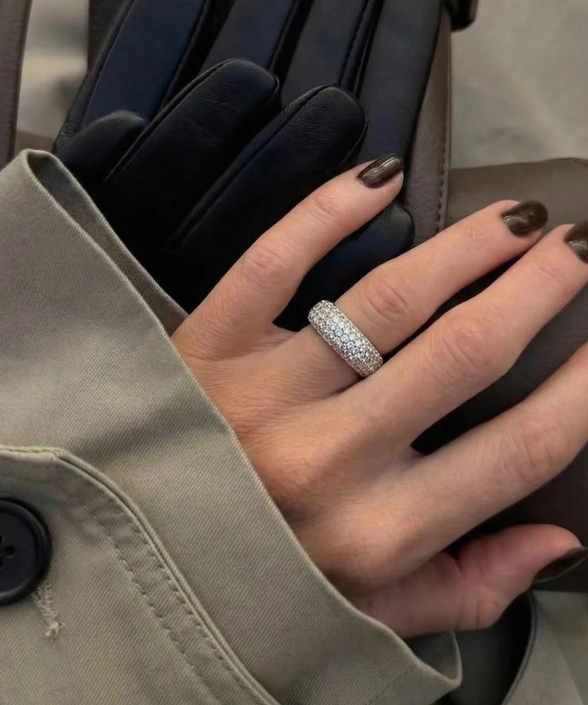 Fashion Silvery Zircon Sparkling Women Ring - Omychic