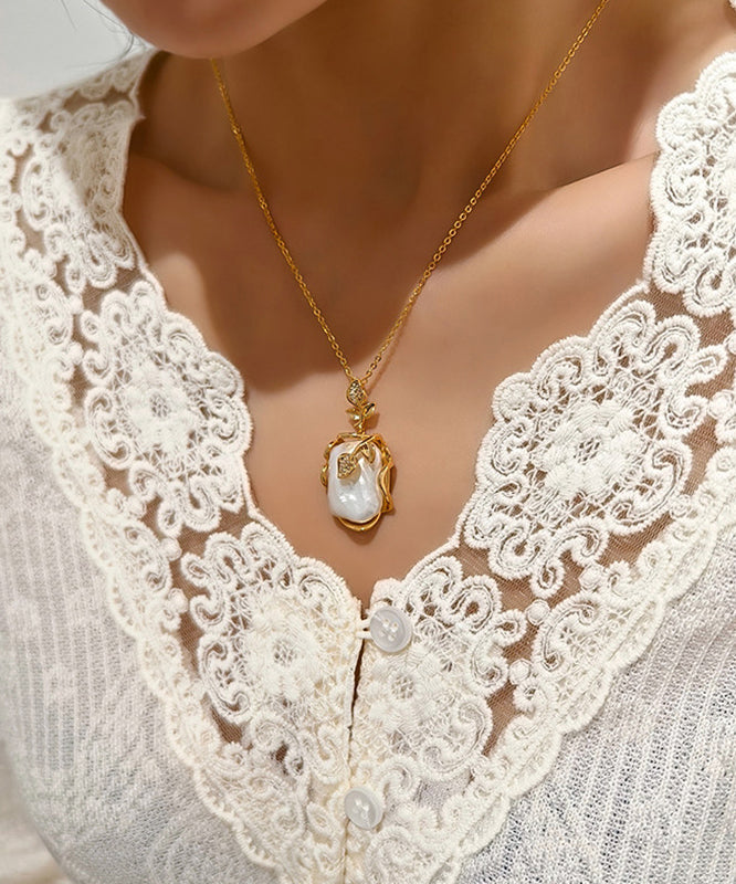 Fashion White Copper Overgild Pearl Branch Pendant Necklace