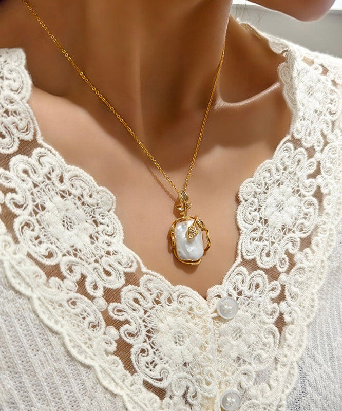 Fashion White Copper Overgild Pearl Branch Pendant Necklace