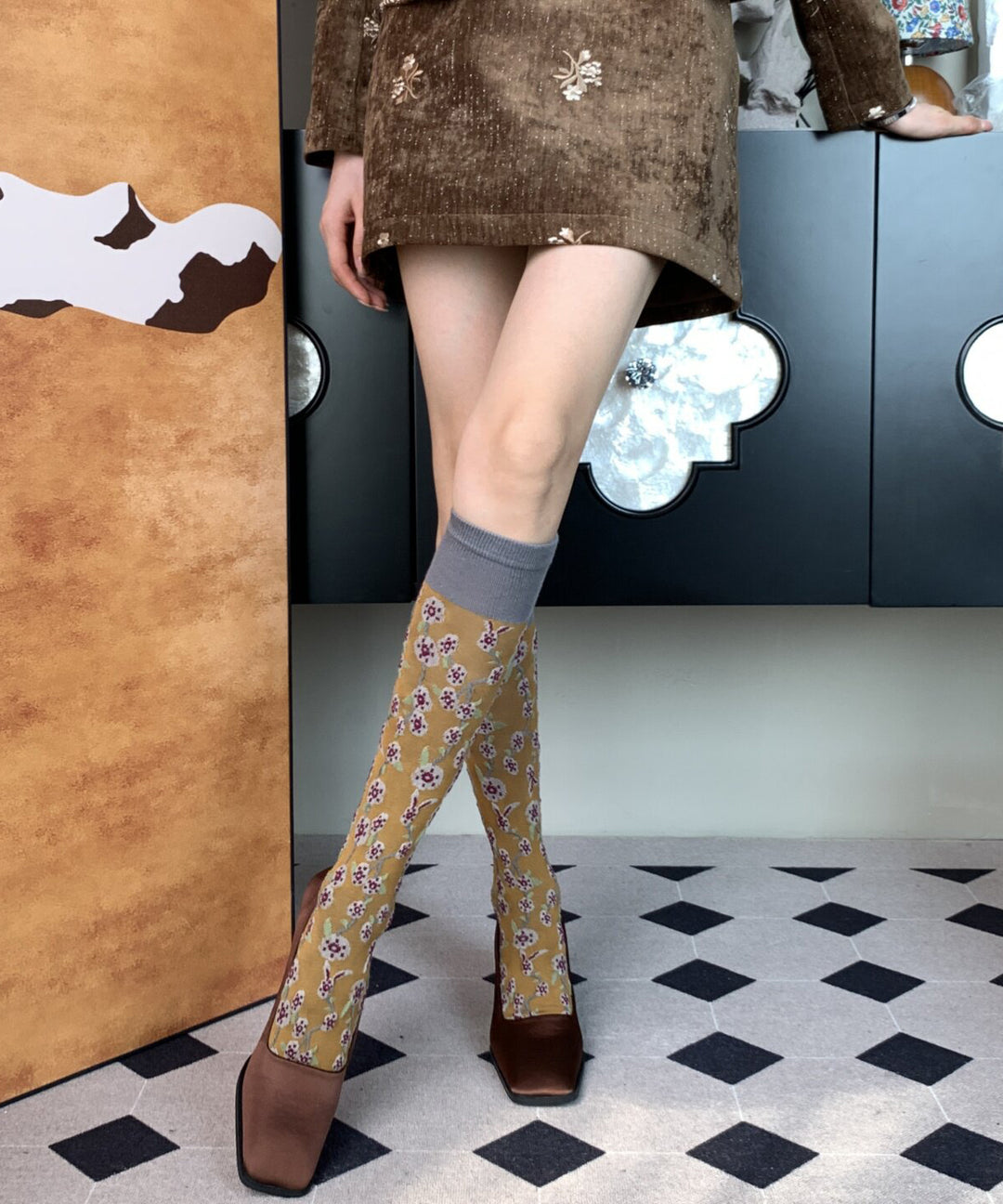 Fashion Yellow Jacquard Cotton Over The Calf Socks