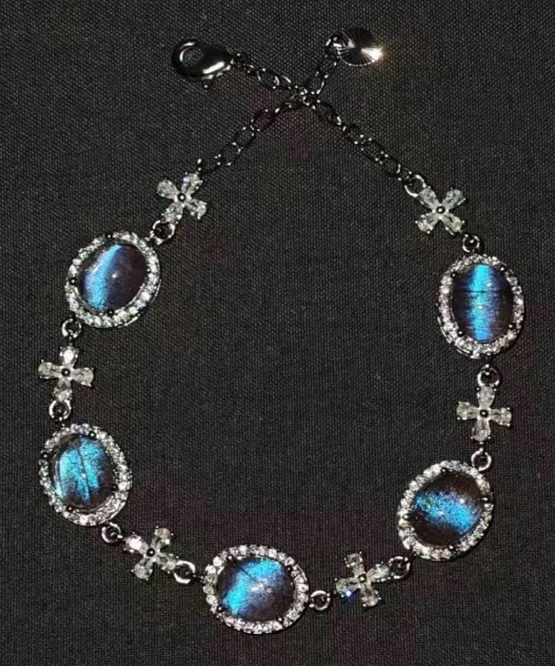 Fine Blue Copper Alloy Zircon Gem Stone Charm Bracelet