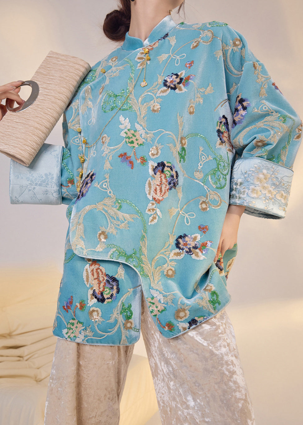 Fine Blue Embroidered Sequins Silk Velour Oriental Coat Fall
