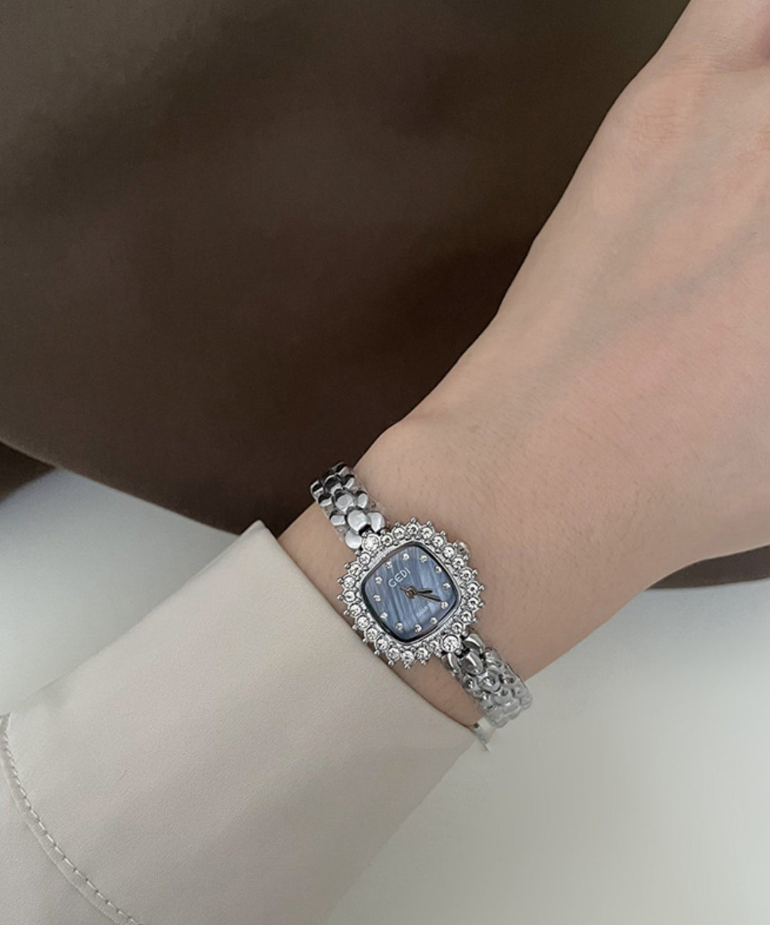 Fine Blue Stainless Steel Tempered Glass Chain Watches