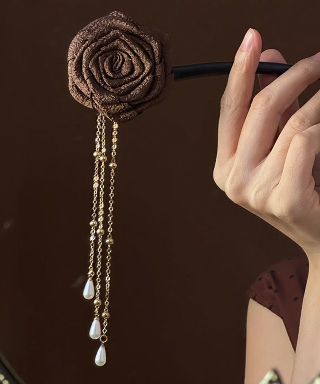 Fine Coffee Wooden Pearl Rose Tassel Hairpin