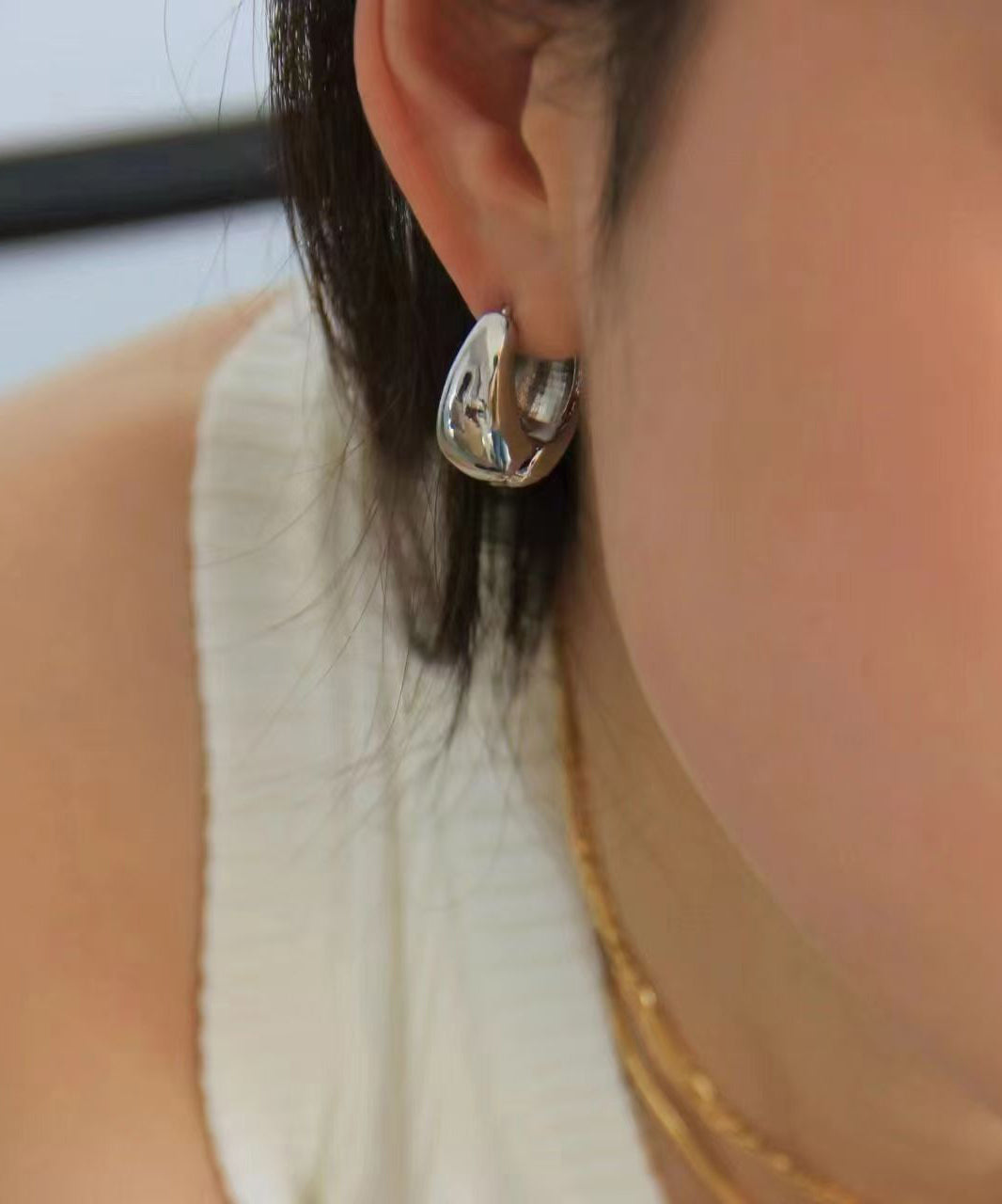 Fine Gold Metal Overgild Graphic Hoop Earrings