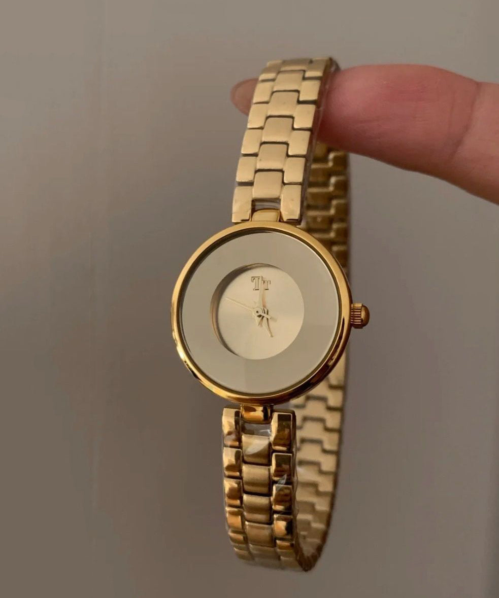 Fine Gold Stainless Steel Hardlex Crystal Watches