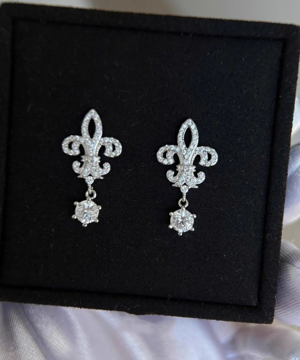 Fine Silk Alloy Zircon Iris Water Droplet Tassel Drop Earrings