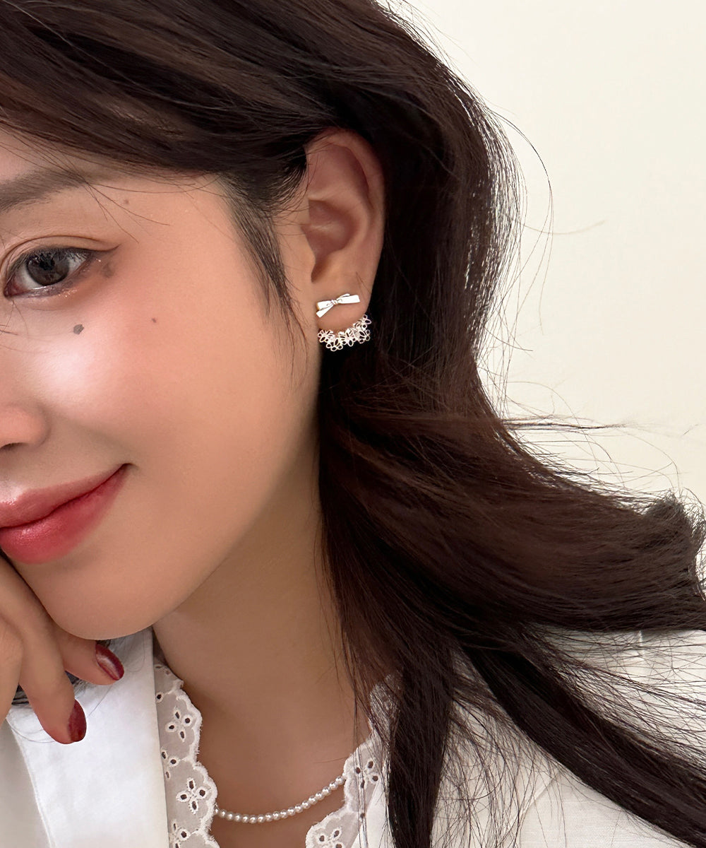 Fine Silk Copper Alloy Zircon Lace Bow Stud Earrings