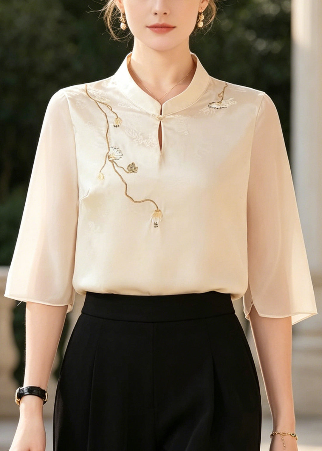 Fine White Embroidered Jacquard Silk Oriental Tops Half Sleeve