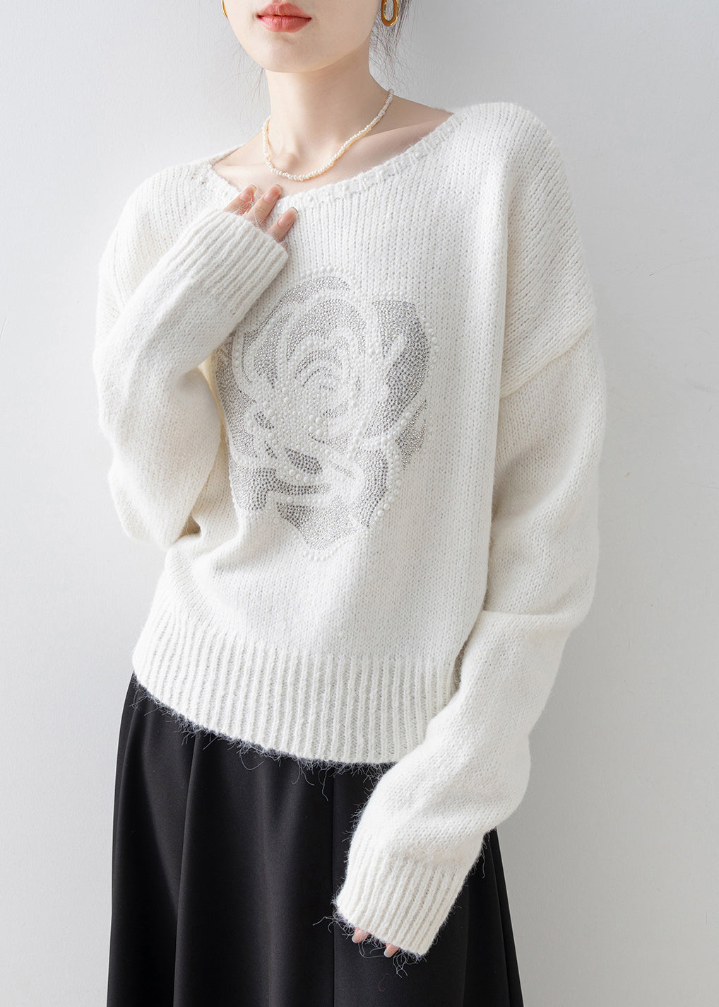 Fine White O Neck Zircon Floral Knit Sweaters Spring