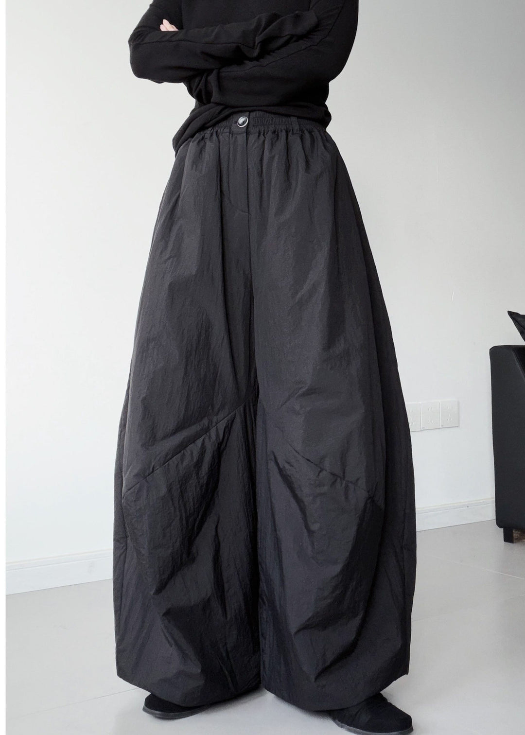 Fitted Black Oversized Pockets Fine Cotton Filled Pants Winter