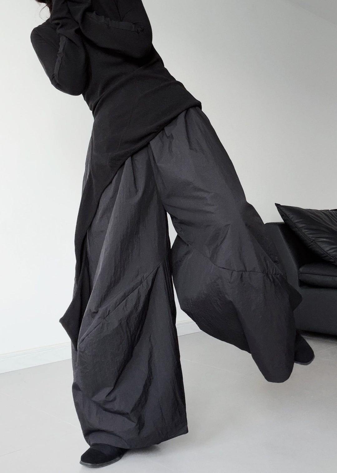 Fitted Black Oversized Pockets Fine Cotton Filled Pants Winter