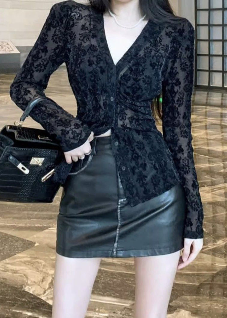 Fitted Black V Neck Flocking Lace Top Spring