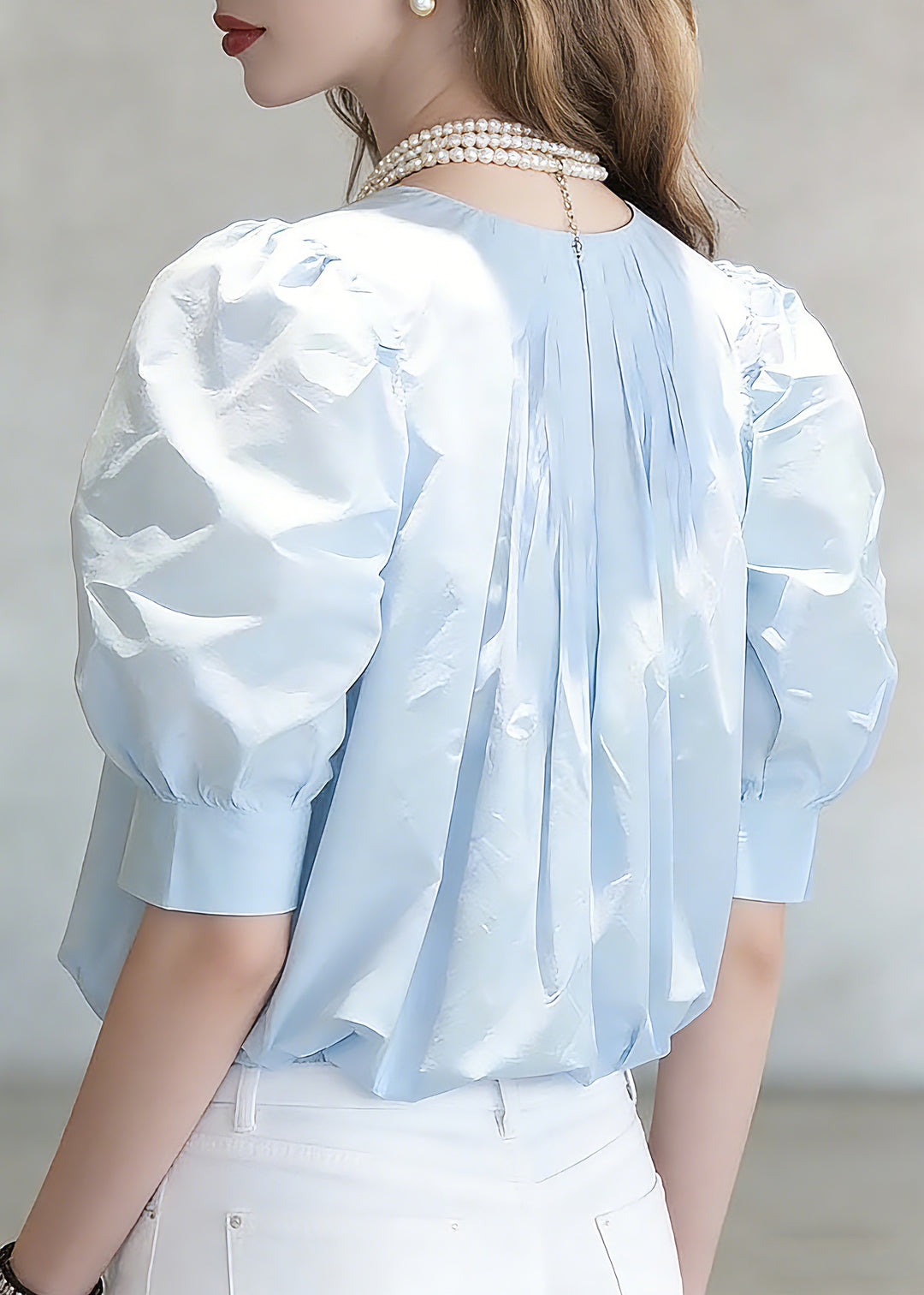 Fitted Blue Wrinkled Solid Top Short Sleeve