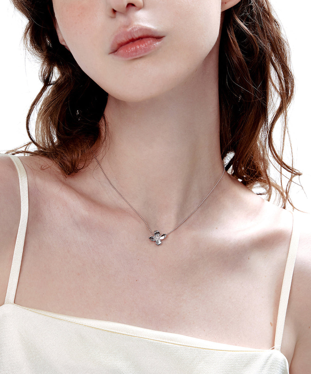 Floral Small Round Bead Thread Copper Plated Small Pendant Fine Choker