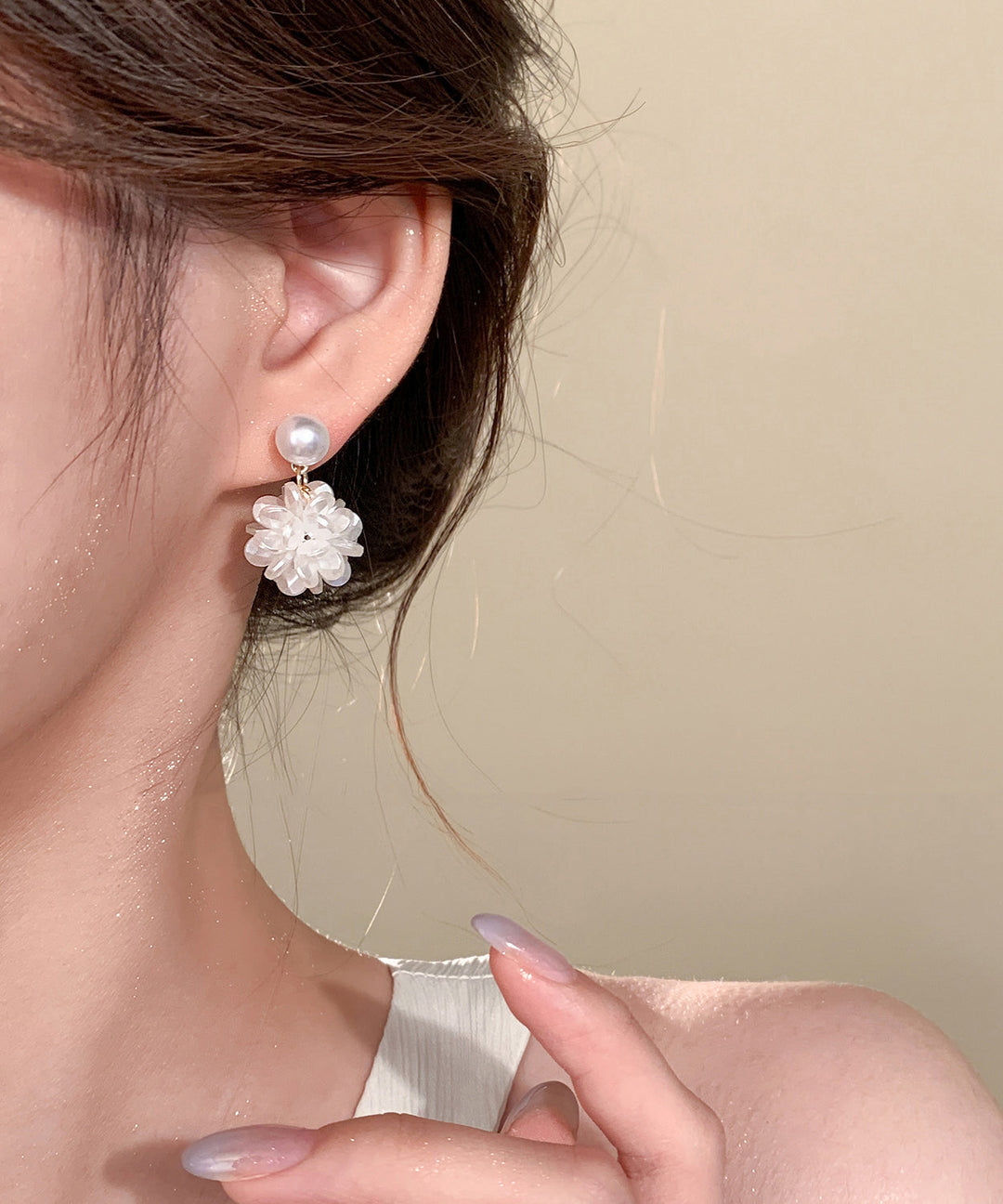 French White Sterling Silver Pearl Resin Hydrangea Stud Earrings