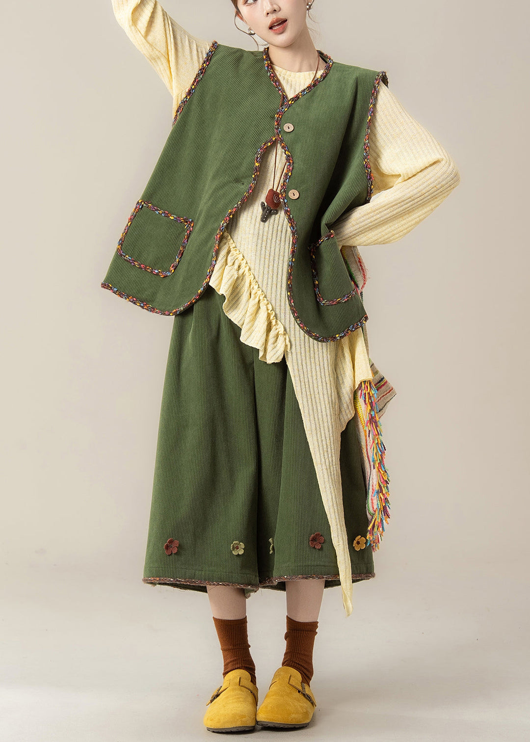 Green Patchwork Corduroy Waistcoat ,Top And Crop Pants Three Pieces Set Sleeveless