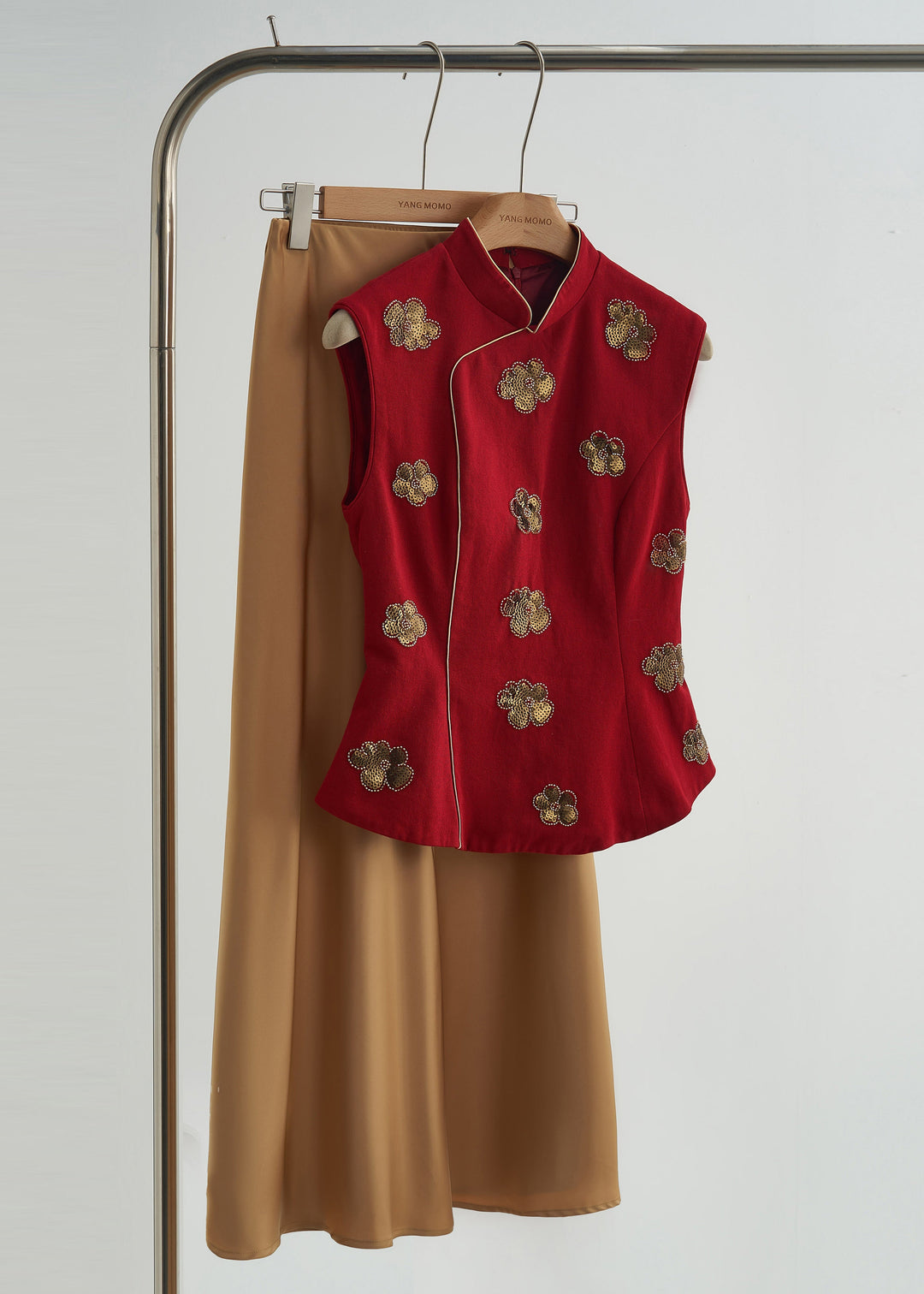 Handmade Mulberry Mandarin Collar Sequins Flower Cotton Vests Fall