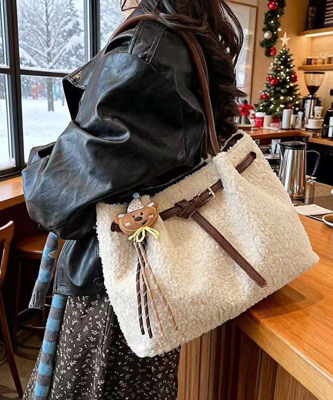 Handmade White Solid Durable Cute Pendant Wool Shoulder Bags