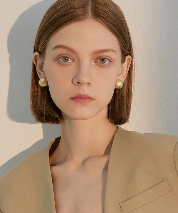 High Quality Golden Round Metal Stud Earrings