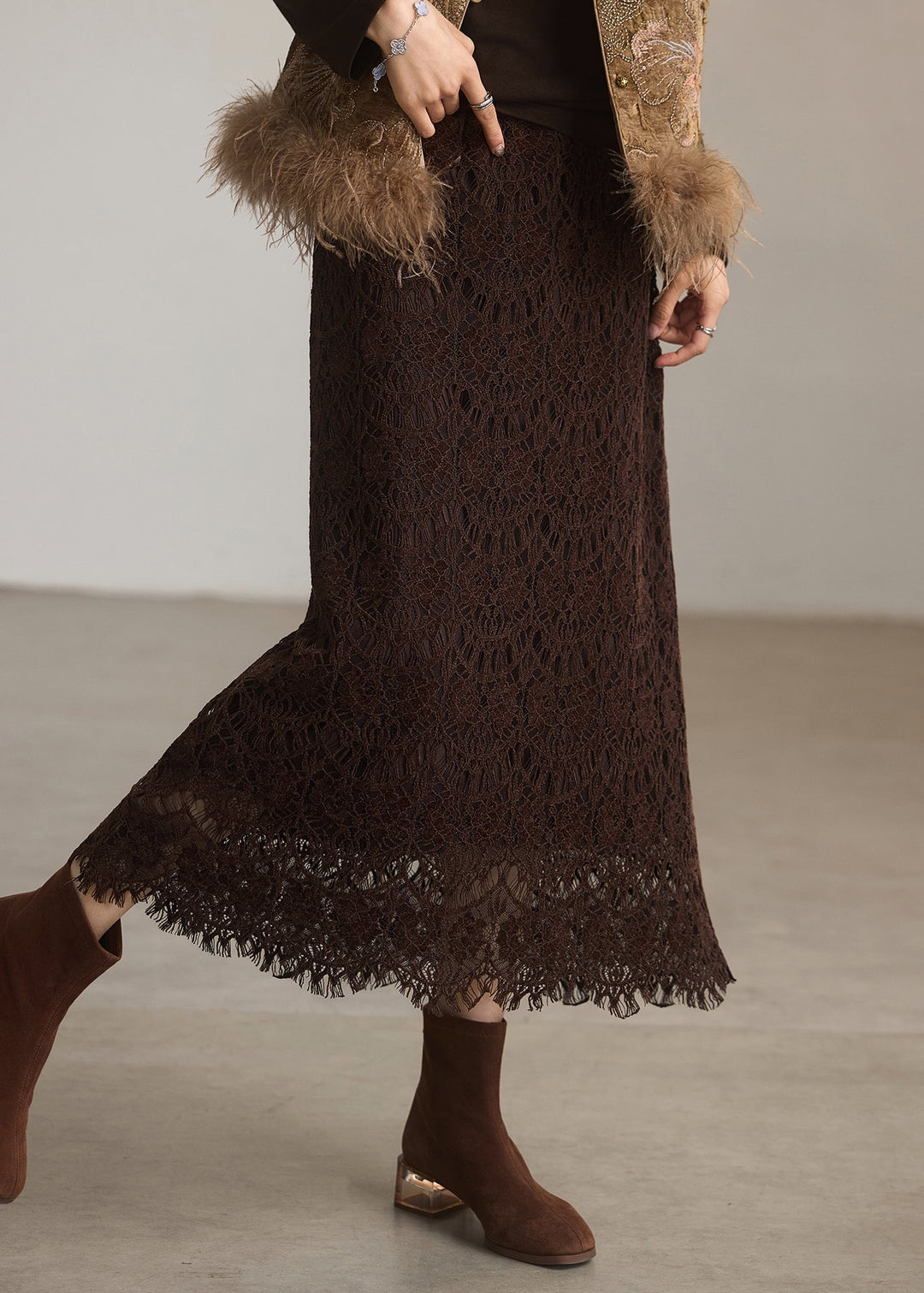 Italian Coffee Elastic Waist Slim Fit Lace Skirt Spring