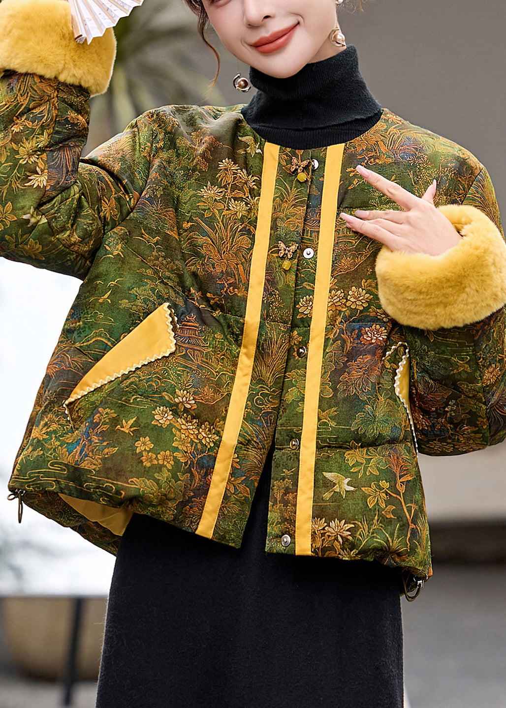 Italian Green O-Neck Print Duck Down Jacket In Winter