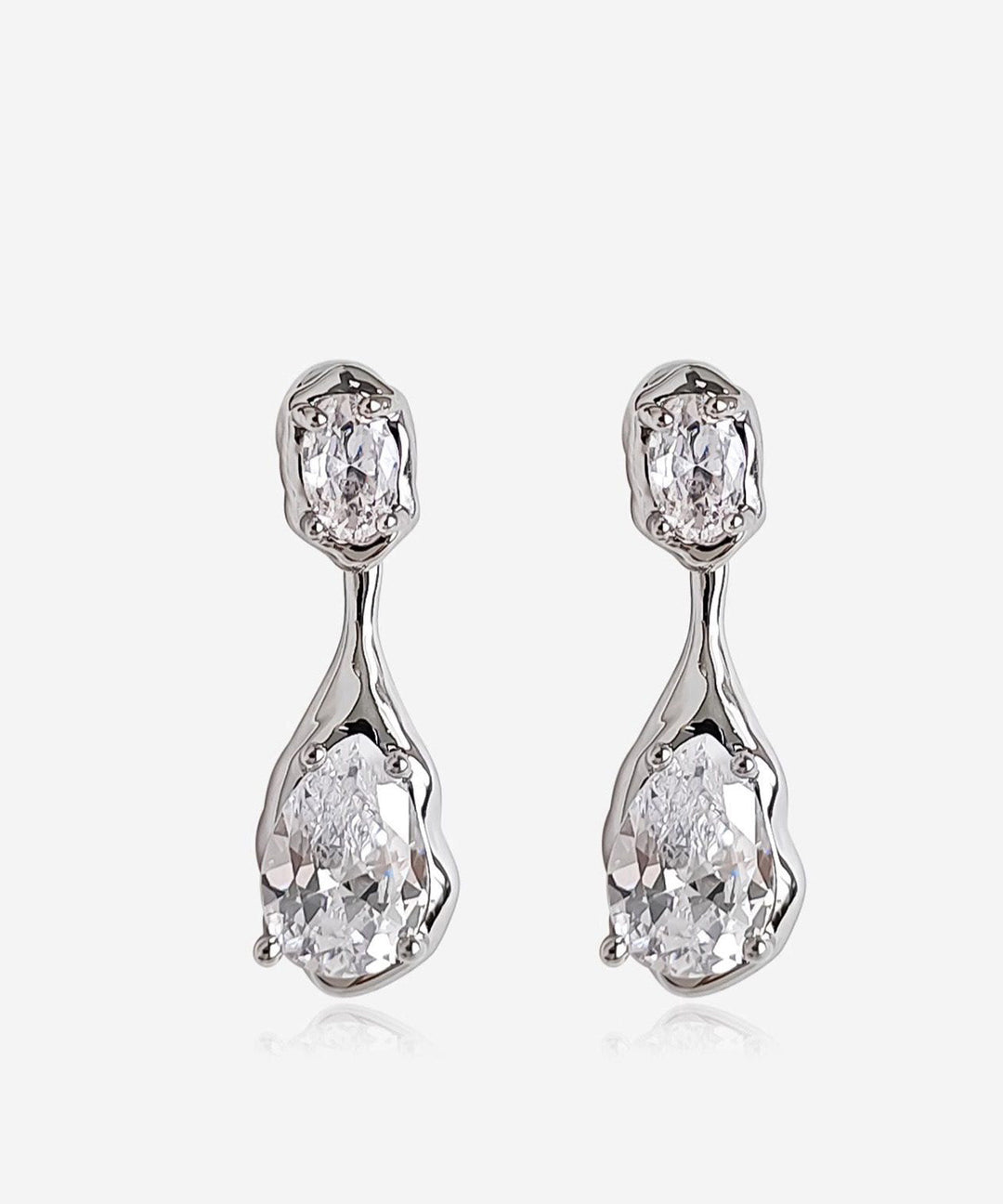Light Luxury Silver Needle Water Droplet Zircon Earrings