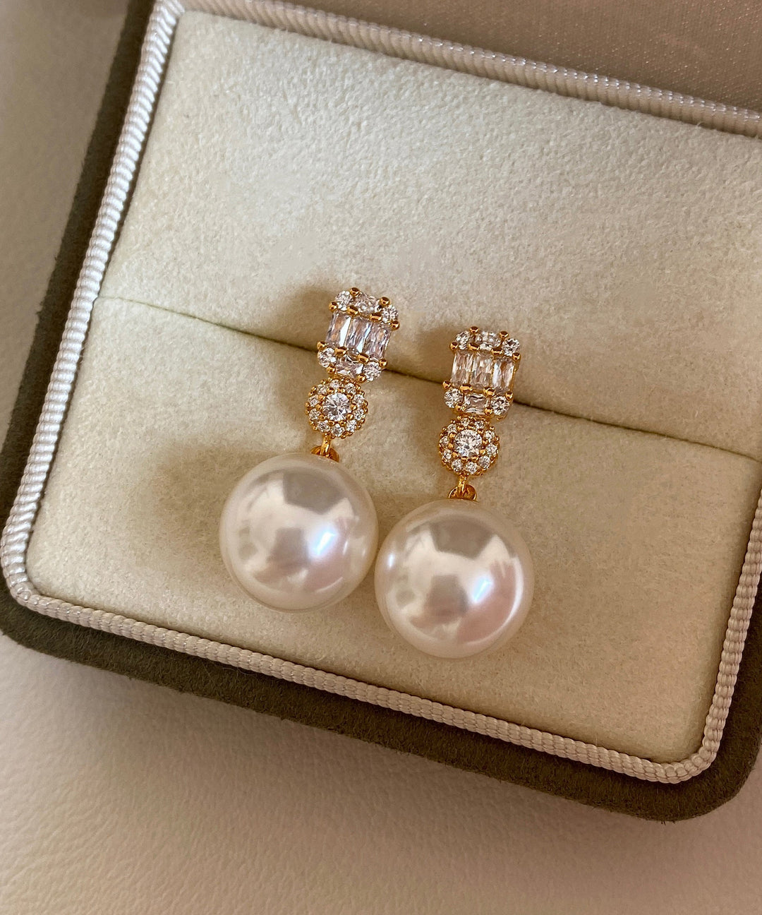 Light Luxury White Zircon Pearl Alloy Drop Earrings