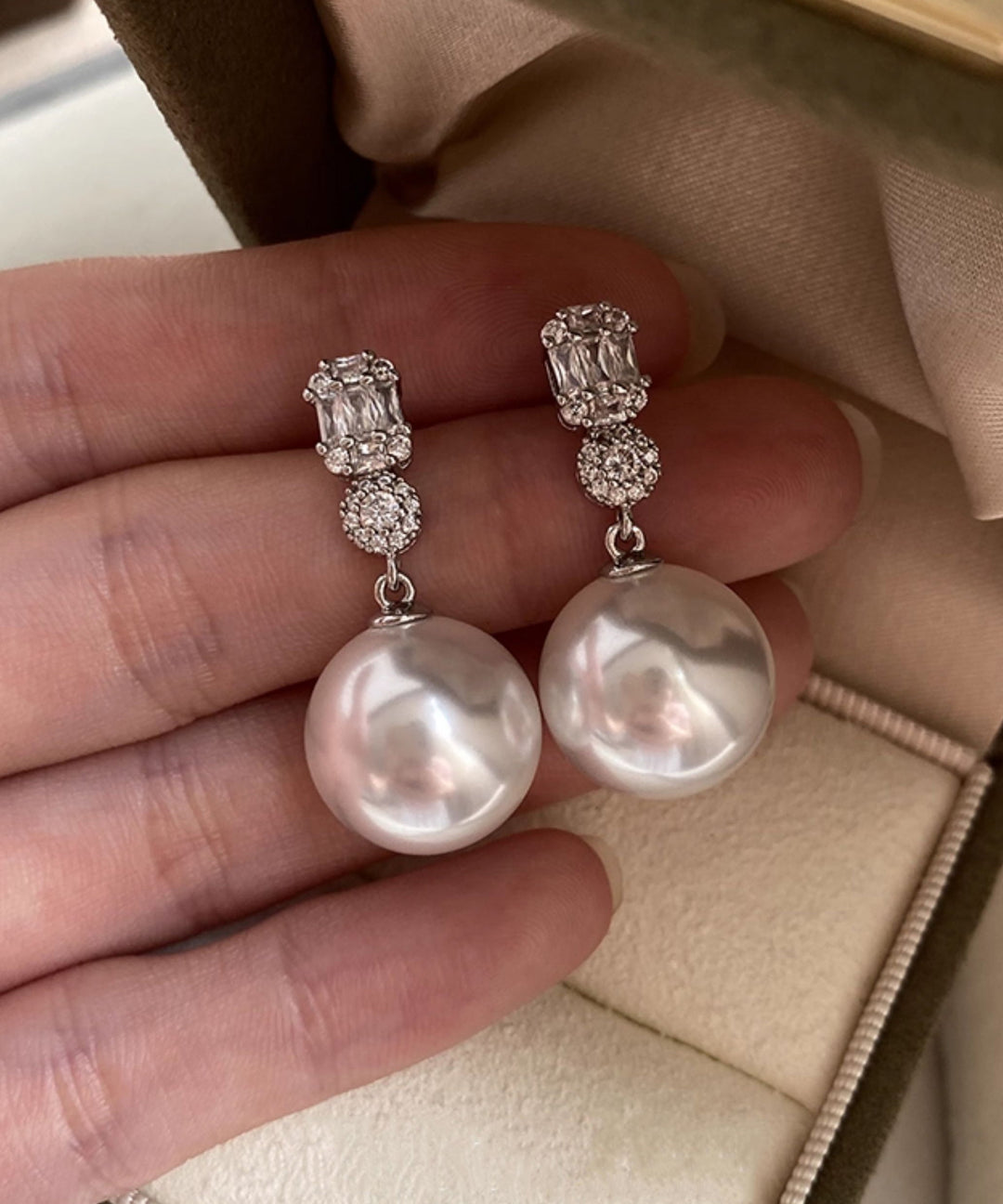 Light Luxury White Zircon Pearl Alloy Drop Earrings