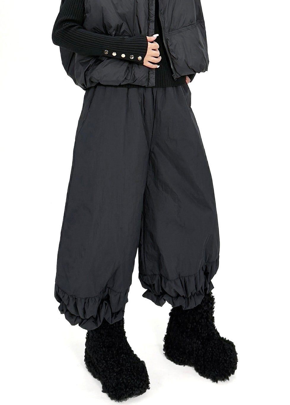 Loose Black Elastic Waist Fine Cotton Filled Pants Shorts Winter