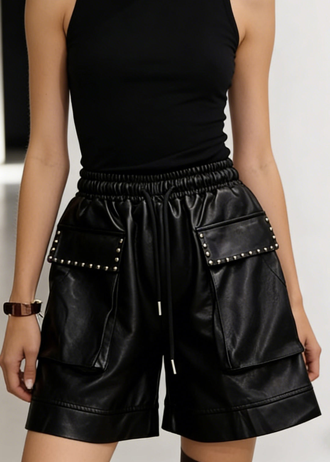 Loose Black Pockets Elastic Waist Warm Fleece Shorts Spring