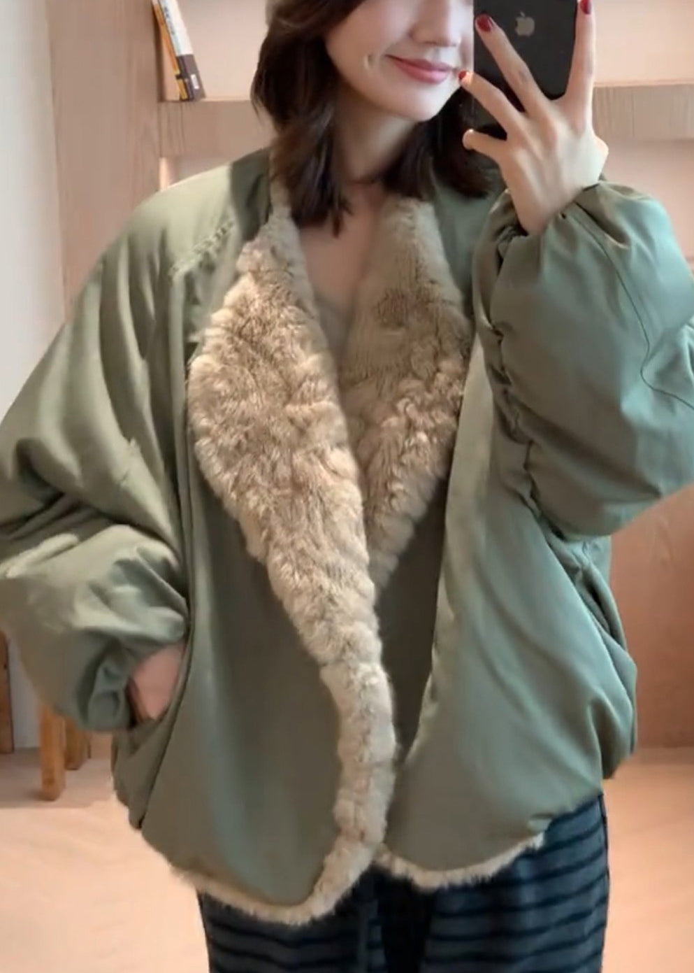 Loose Green Pockets Wear On Both Sides Solid Fluffy Coats