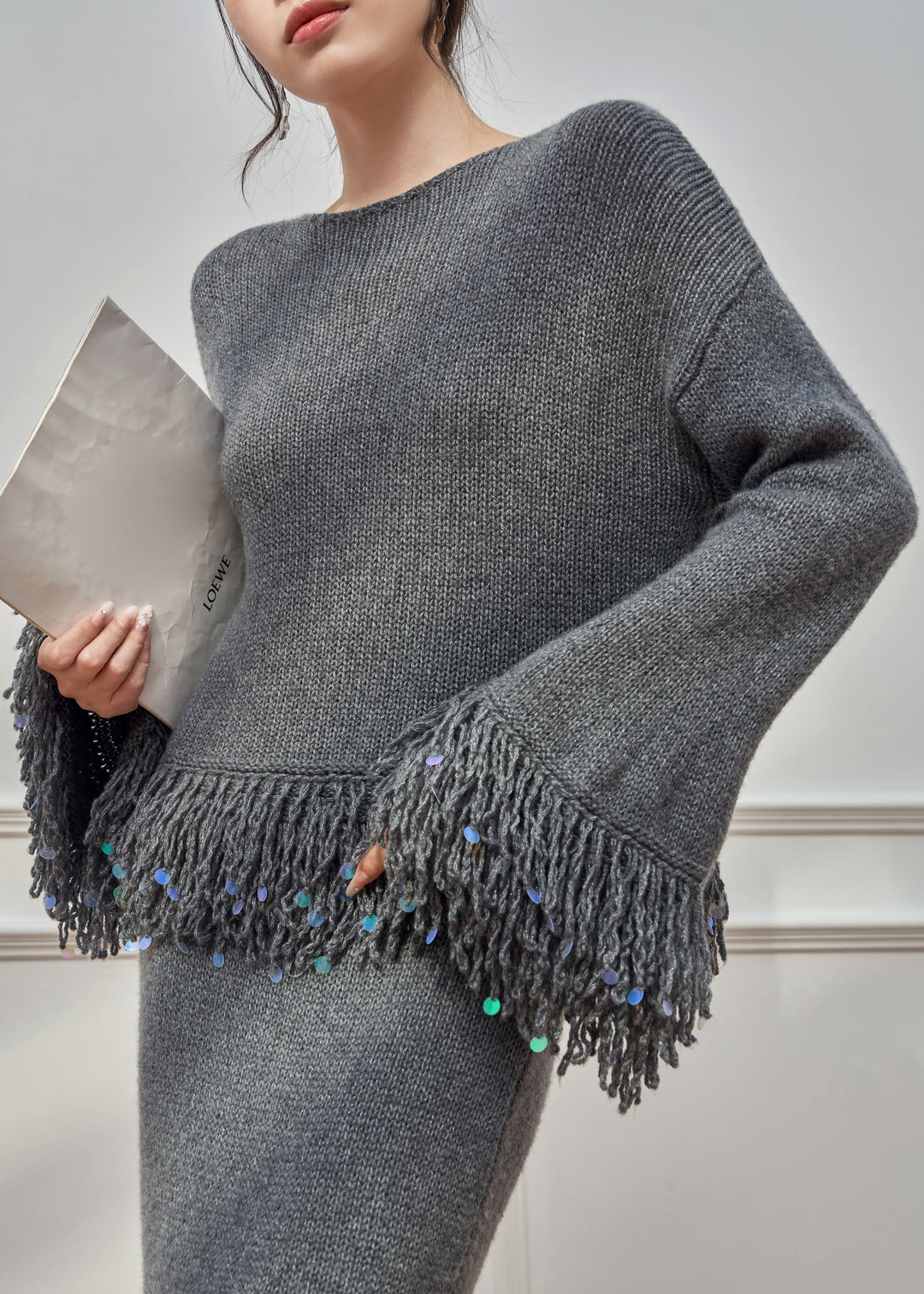 Loose Grey O Neck Tasseled Sweaters And Skirts Knit Two Pieces Set Flare Sleeve