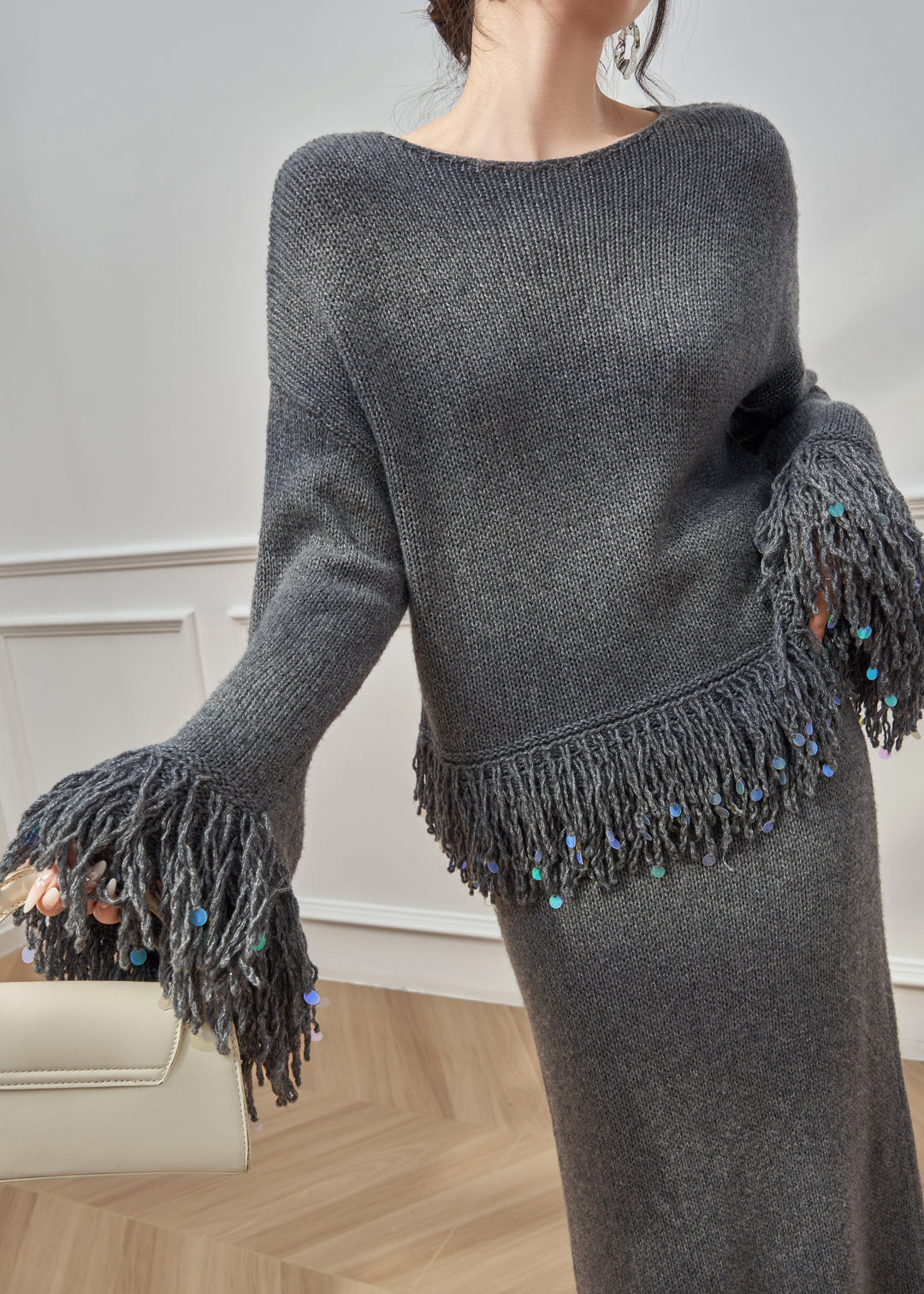 Loose Grey O Neck Tasseled Sweaters And Skirts Knit Two Pieces Set Flare Sleeve