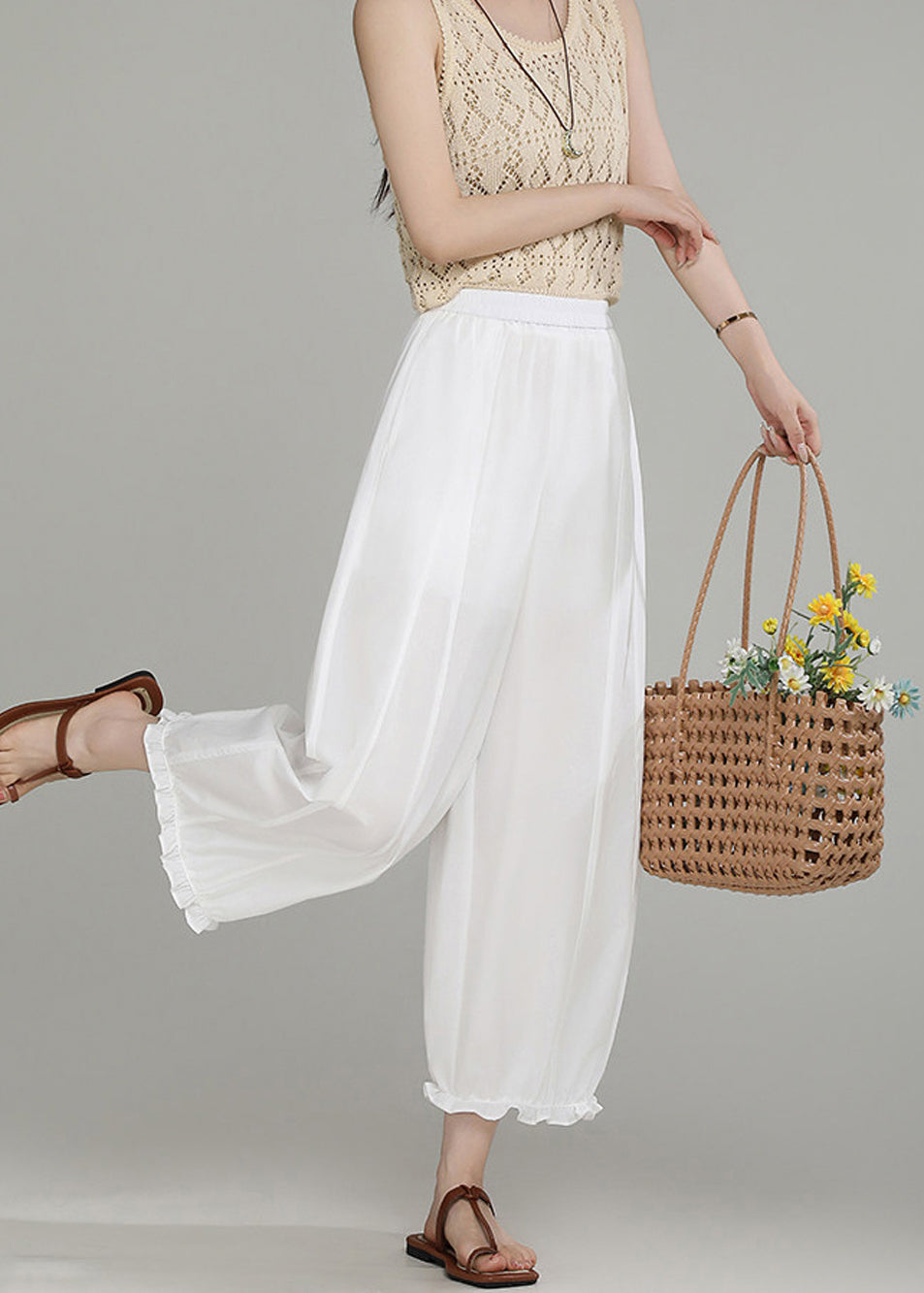 Loose White Ruffled Pockets Elastic Waist Lantern Crop Pants Summer