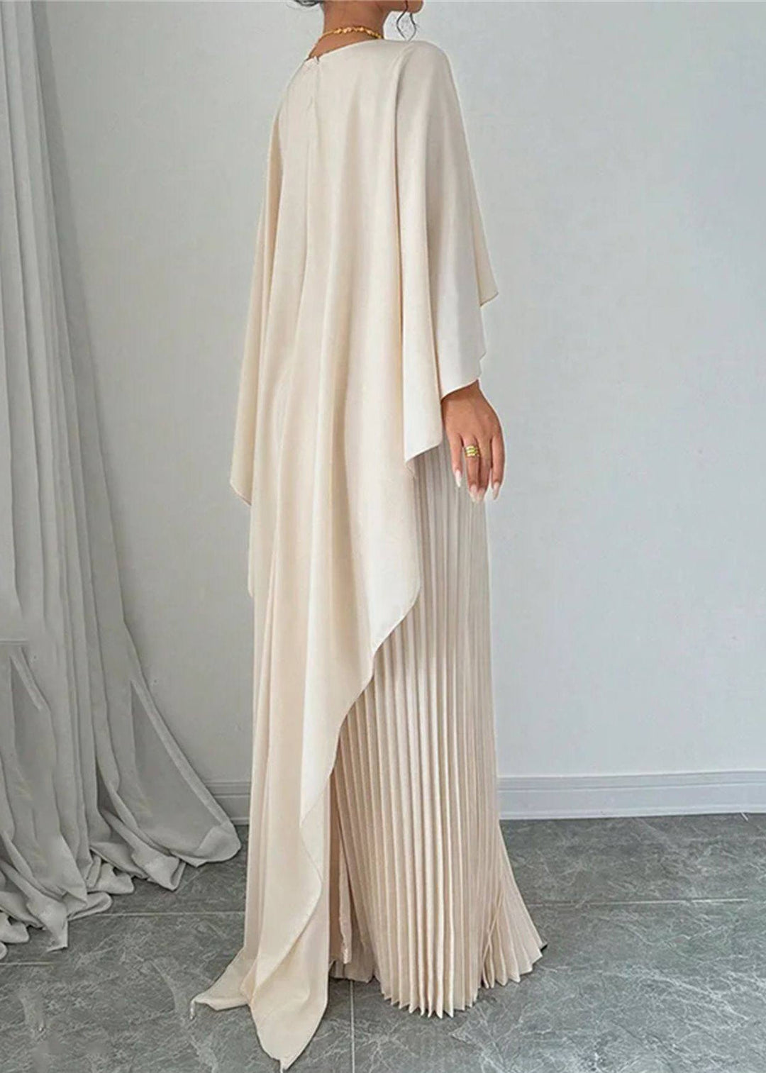 Modern Beige O-Neck Solid Maxi Dresses Spring
